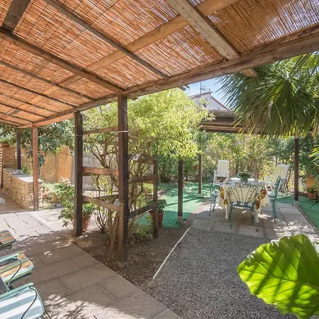 4 Bedroom Amazing In Nyaraló